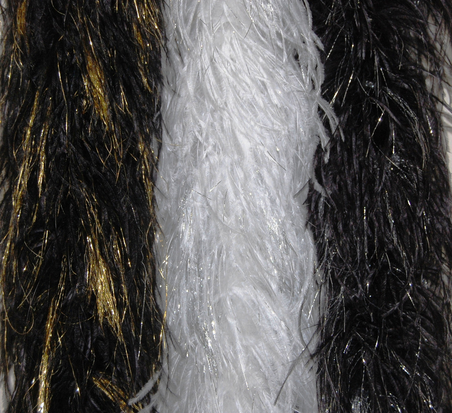 Ostrich Boa - 4 Ply w/ Lurex